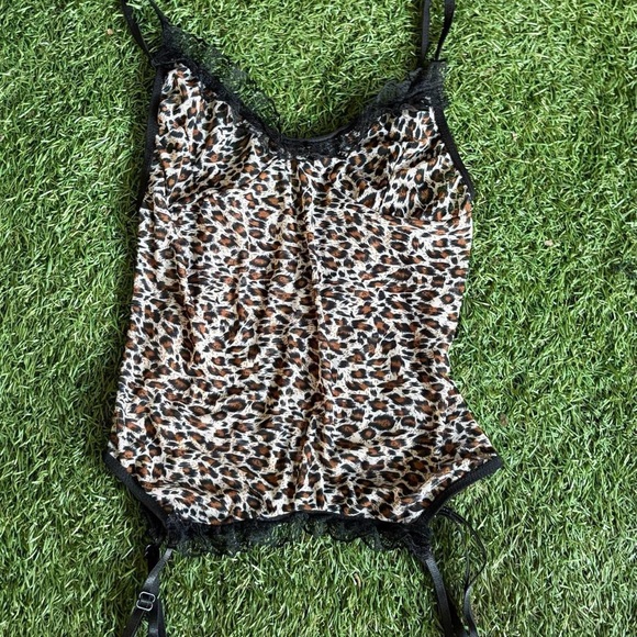 Leopard Mesh cami - Picture 6 of 7
